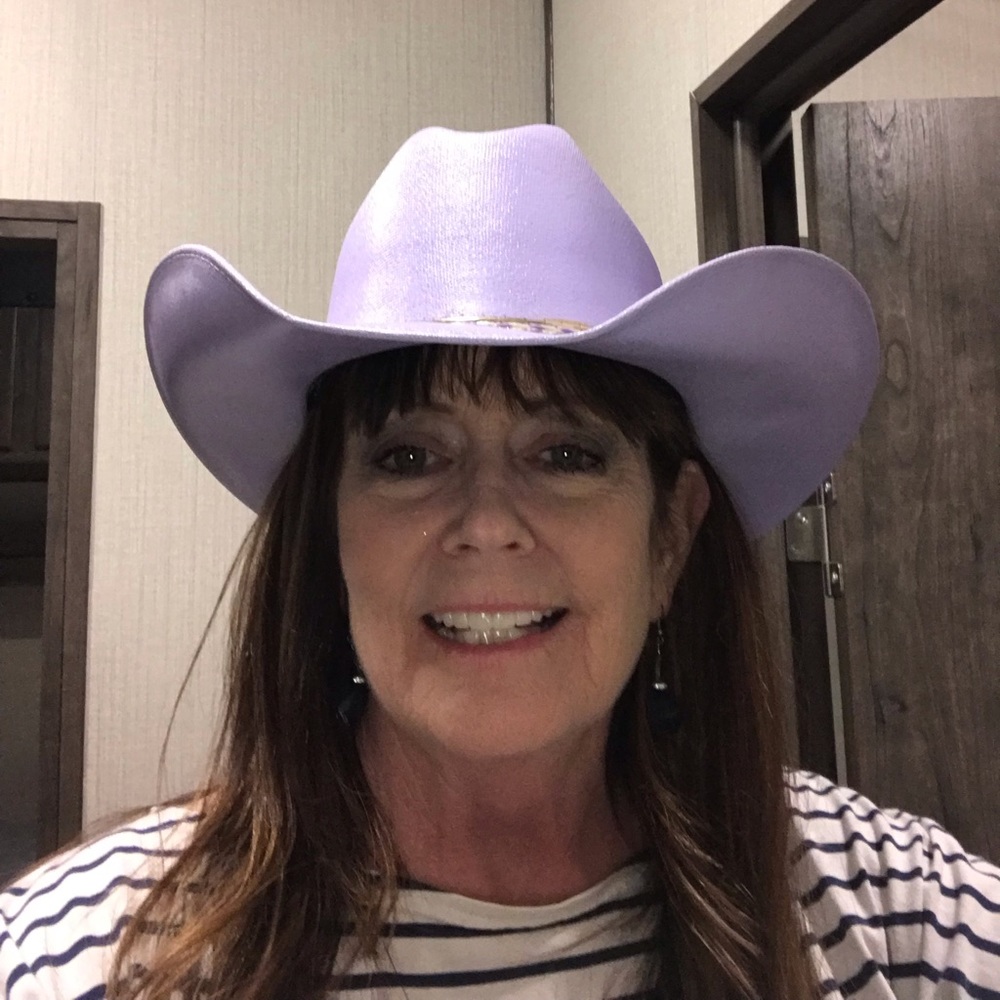 Meet your Posher, Tracy